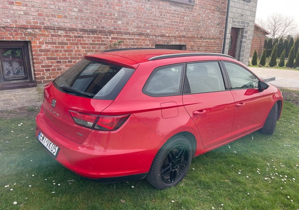 Seat Leon cena 26000 przebieg: 307420, rok produkcji 2015 z Wieluń małe 277